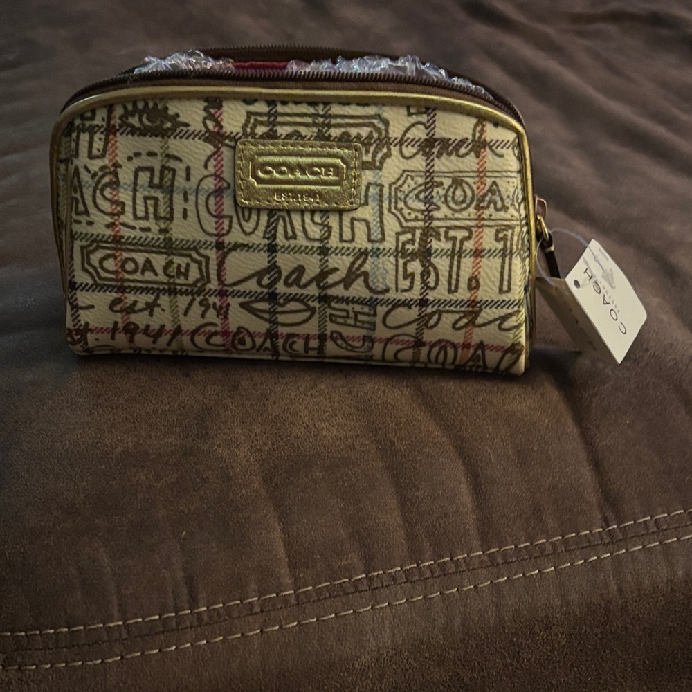 Coach 🆕 y2k tatterstail graffiti gold Coated Canvas Cosmetic Pouch limited rare - Picture 2 of 6